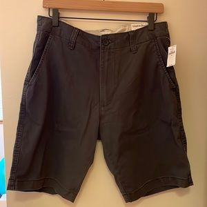 Mens shorts size 32 NWT dark grey